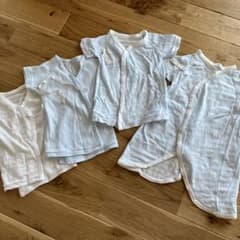 赤ちゃん本舗　50サイズ　肌着　日本製　4枚セットのサムネイル