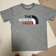 ノースフェイスTシャツのサムネイル