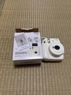 FUJIFILM instax mini 8+ 本体 Vanillaのサムネイル