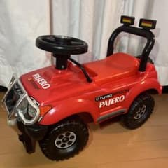 ティー様専用 子供用 三菱 パジェロ レッド 足けり 乗り物 室内 乗用