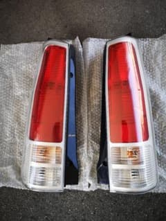 ワゴンR テールランプ 純正品のサムネイル