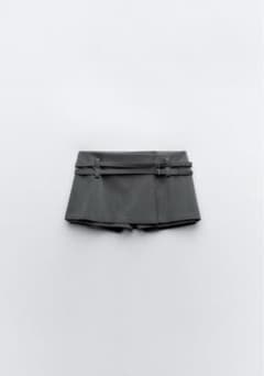 ZARA バックルスコート　XSサイズのサムネイル