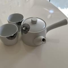 有田焼　急須&湯呑み×2個（Japan Snow）のサムネイル