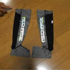 ひで様専用  UA リチャージコンプレッションゲイターのサムネイル