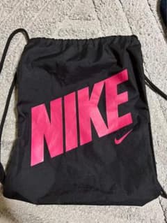 NIKE ドローストリングバッグ ブラック/ピンクのサムネイル