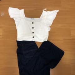 ザラオフショル？トップスのサムネイル
