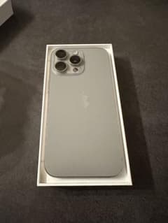iPhone15Pro MAX 256Gのサムネイル