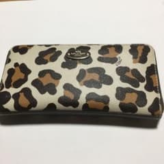 LIL:様専用       COACH コーチ 長財布のサムネイル