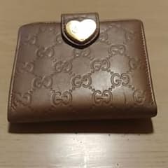 GUCCI　二つ折り財布のサムネイル