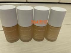 Shu uemura ペタルスキン フルイド ファンデーションのサムネイル
