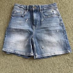 Desigual 刺繍デザイン デニムショートパンツのサムネイル
