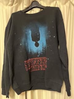 STRANGER THINGS ブラック スウェット古着ヴィンテージのサムネイル