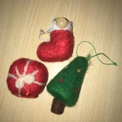 フェルト　クリスマス　オーナメントのサムネイル