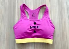 Nike Dri-FIT スポーツブラ Mサイズ ピンクのサムネイル