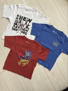 ユニクロ　ＵＴウルトラマン Tシャツ 100cm ３枚セットのサムネイル