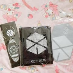 EXO FC限定タオル ・ホテルタグ・パスケースセットのサムネイル