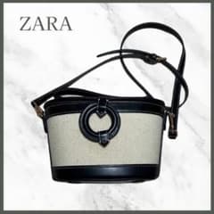 【しー様】ZARA ショルダーバッグ ベージュ ブラック カジュアルのサムネイル