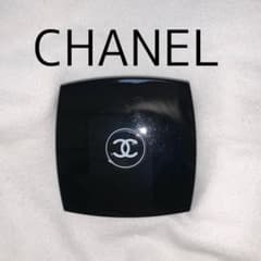 CHANEL アイシャドウのサムネイル