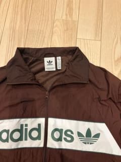 み*き様 adidas ナイロンジャケットのサムネイル