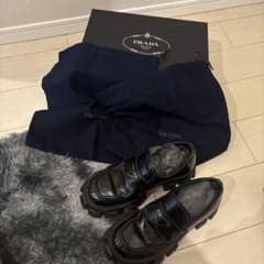 PRADA プラダ モノリス ブラッシュドレザー ローファー 厚底 靴 26