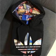 美品 adidas オリジナルス パーカー 黒のサムネイル