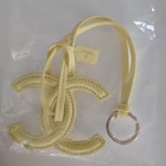 CHANEL ココマーク レザー キーホルダー ピンクのサムネイル