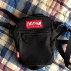 THRASHER サコッシュのサムネイル