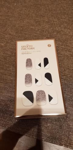 ジェルネイルシール２個のサムネイル