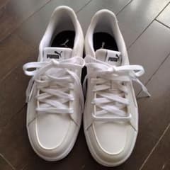 PUMA ホワイト スニーカー SOFTFOAMのサムネイル