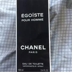 CHANEL egoisteのサムネイル