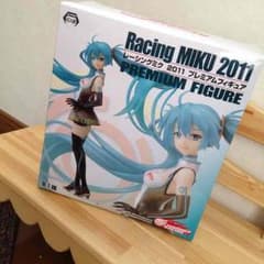未開封 レーシングミク 2011 プレミアムフィギュアのサムネイル