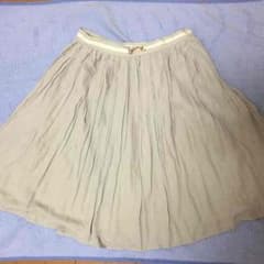 膝丈ブリーツスカートのサムネイル