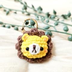 ライオン キーホルダー キッズ ハンドメイド 手編み 編みぐるみのサムネイル