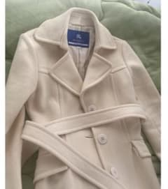 専用    BURBERRY バーバリーブルーレーベル　オフホワイトコートのサムネイル