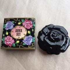 ANNA SUI ファンデーションケースのサムネイル