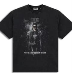 Kith x Batman Dark Knight CW Vintage Tee - メルカリ