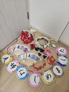 結婚式前撮りプロップス12点セット 扇子 ガーランド 赤い糸 ブーケ ブートニアのサムネイル