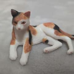 三毛猫 フィギュア