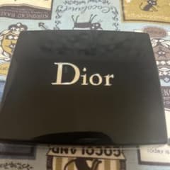 アイシャドウパレットのサムネイル