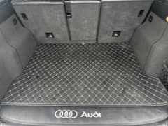 AudiQ5 ラゲッジマット➕おまけ付きのサムネイル