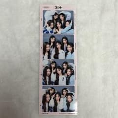 ILLIT photoism 全員 4カットのサムネイル