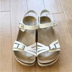 しまむら ベルトサンダルのサムネイル