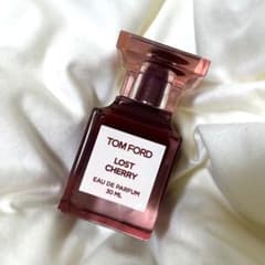 TOM FORD ロスト チェリー オードパルファム 30ml - メルカリ