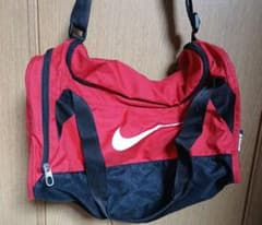 ☆NIKE　スポーツバッグのサムネイル