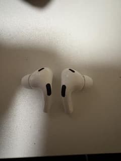 AirPods Pro2 ホワイト ケース無くしたので売ります AirPods Pro2 ホワイト ケース無くしたので売ります - メルカリ