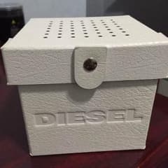 DIESEL腕時計のサムネイル