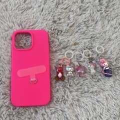 iPhone 케이스 핑크 매력 포함 (요시 레드 있음)