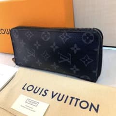 ルイヴィトン  モノグラム エクリプス ジッピーウォレット ヴェルティカル 財布のサムネイル