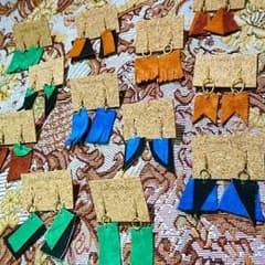大人気!!!!! 本革 ピアス ハンドメイドのサムネイル