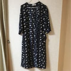 ●ちゃとら様専用●花柄ガウン、ガウチョパンツ「断捨離中9/21終了」のサムネイル